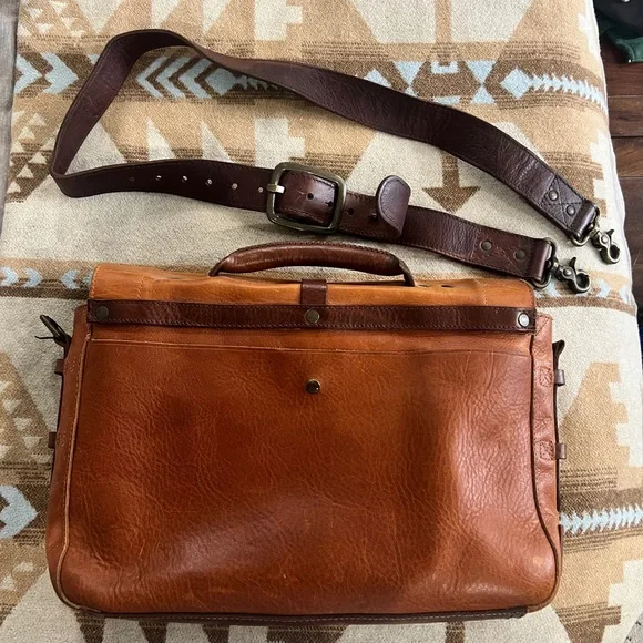 Will Leather Goods Messenger Bag - Picture 4 of 6
